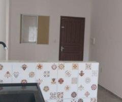 Alugo apartamento na Farolândia